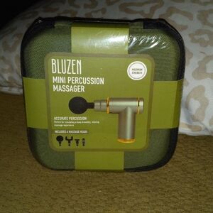 Bluzen Mini Army Green Percussion Massager w/Carrying Case